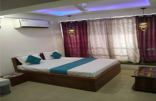 Ahmedabad Hotel | Hotel Shree Sai