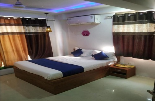 Ahmedabad Hotel | Hotel Shree Sai
