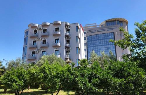 Mbrostar-Urë Hotel | Hotel Silvio