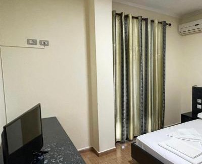 Mbrostar-Urë Hotel | Hotel Silvio