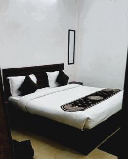 Bhimtal Hotel | Hotel SR View Valley Bhimtal