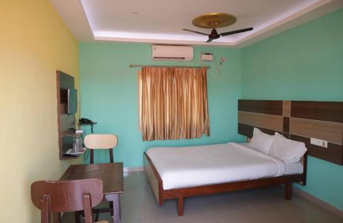 Mahabalipuram Beach Hotel | Hotel Sri Murugan Guest House