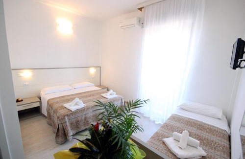 San Giuliano a Mare Hotel | Hotel St Gregory Park