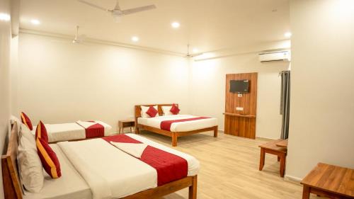 Tirupati Hotel | Hotel Sun Suites - A unit of SUN Group - Spacious Rooms - Brand New Building