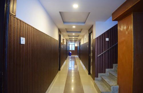 Haridwar Bed & Breakfast | Hotel Thakur Ji