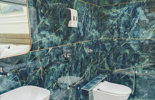 Surat Hotel | Hotel the octave