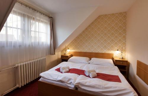 Telc Hotel | Hotel U Černého orla