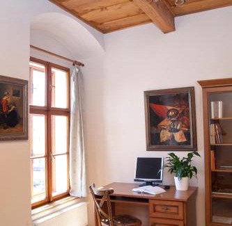 Havlickuv Brod Hotel | Hotel U Zlatého Lva