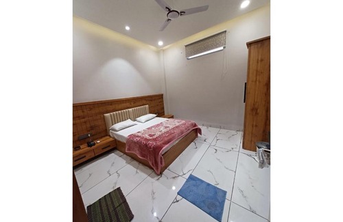 Ujjain House | Hotel Ujjain Pride