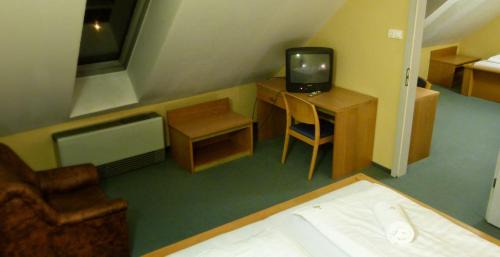 Eger Hotel | Hotel Unicornis