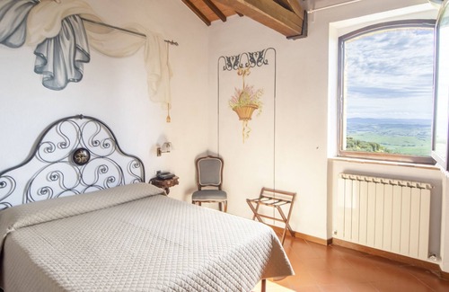Montalcino Hotel | Hotel Vecchia Oliviera