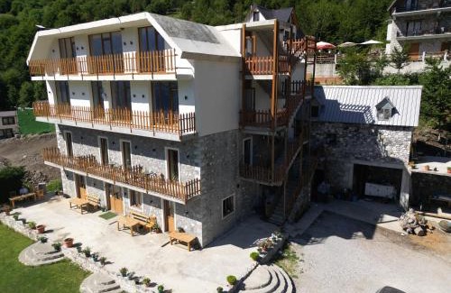 Shale Bed & Breakfast | Hotel Vellezrit Guri