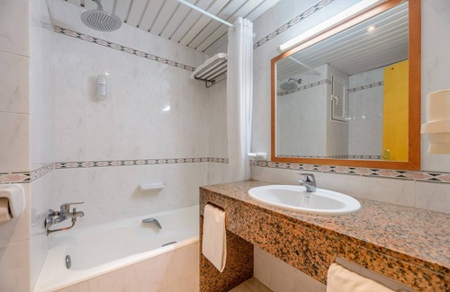 Ibiza Town Hotel | Hotel Vibra Mare Nostrum
