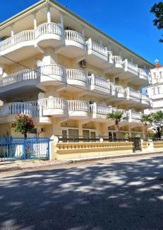 Olymbiaki Akti Apartment | Hotel Victoria