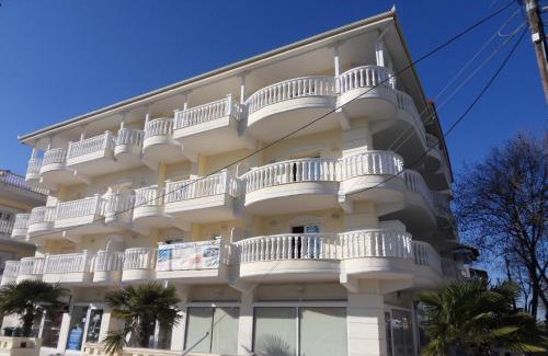 Olymbiaki Akti Apartment | Hotel Victoria