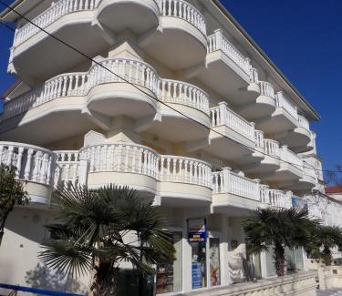 Olymbiaki Akti Apartment | Hotel Victoria