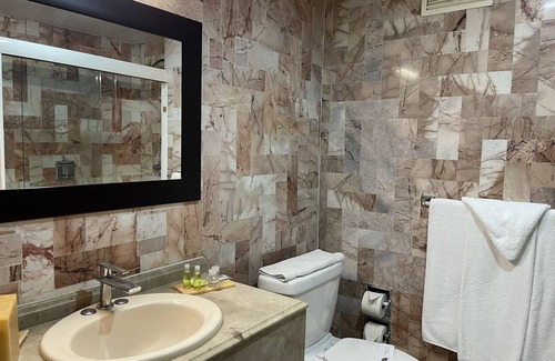 Poza Rica Hotel | Hotel Victoria Poza Rica by Brahma