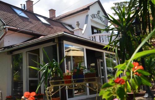 Balatonalmadi House | Hotel Viktória