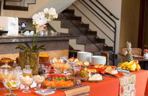 Sete Lagoas Hotel | Hotel Vila Serrana