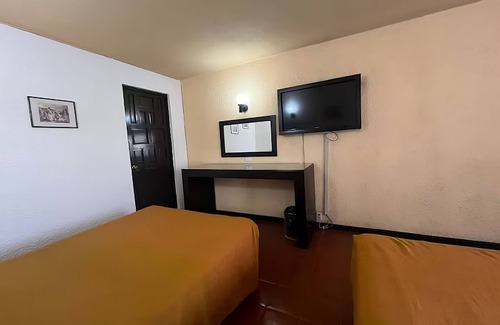 Morelia Hotel | Hotel Villa Capr, 2 camas dobles 4 Huéspedes