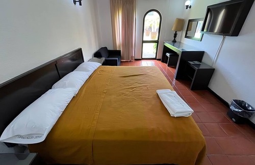 Morelia Hotel | Hotel Villa Capri, 1 cama triple 4 Huéspedes