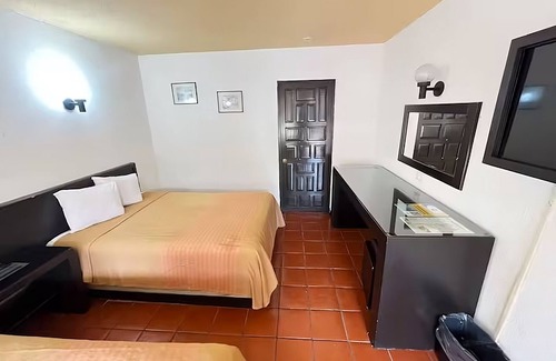 Morelia Hotel | Hotel Villa Capri, 2 camas dobles 4 Huéspedes