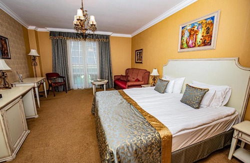Papa Hotel | Hotel Villa Classica