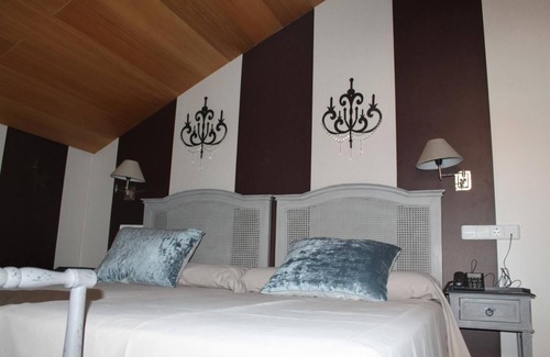 Cabra Hotel | Hotel Villa María