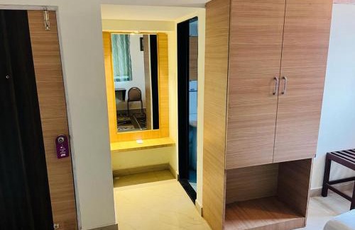Karwar Hotel | Hotel West End