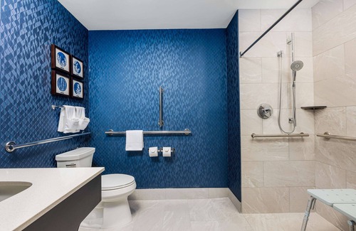 Westport Hotel | Hotel Westport Kansas City, Tapestry Collection by Hilton