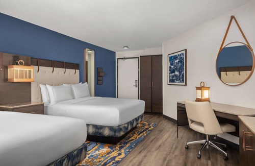 Westport Hotel | Hotel Westport Kansas City, Tapestry Collection by Hilton