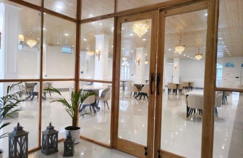 Dehradun Hotel | Hotel Y J Manor