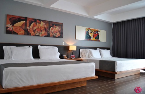Zona Expo Hotel | Hotel y Tú