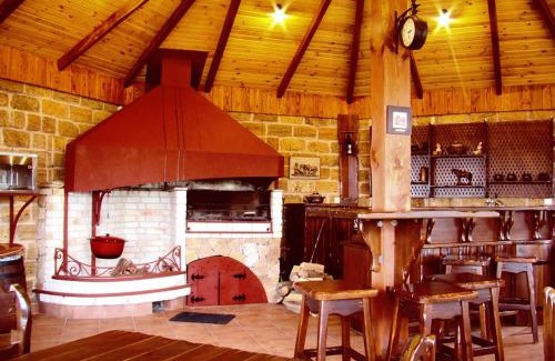 Kozlin Hotel | Hotel Zolota Pidkova