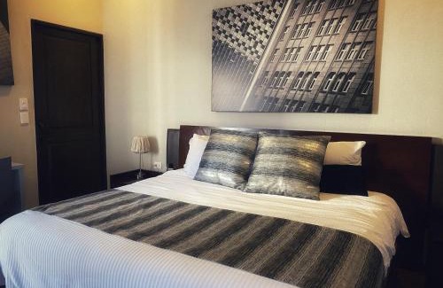 Monterrey Centro Hotel | Hoteles ANTIGUA - SANTA LUCIA MTY