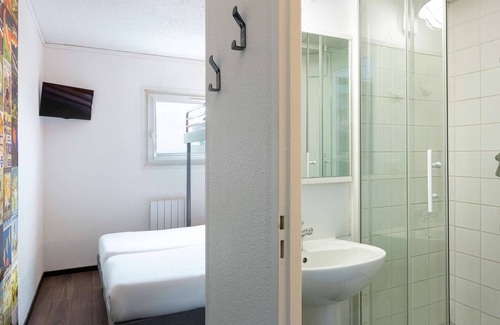Muire - Haubette Hotel | hotelF1 Reims Tinqueux