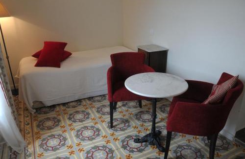 Seguret Hotel | Hotellerie du Domaine de Cabasse