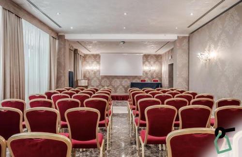 Cannaregio Hotel | HOTIDAY Room Collection - Venezia Santa Lucia