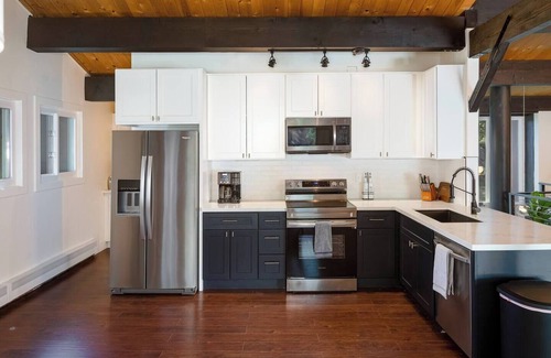 Incline Village Cabin | HotTub, Fireplace, Bunk Room - Fall Family Getaway