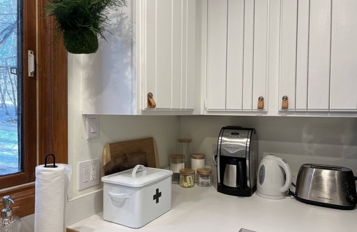 Wilmington Ski Chalet | HotTub&GameRm&Traeger Smoker-Across from Golf, 5 min to Lake, 15 min 2 Mt Snow