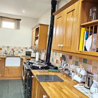 Newton Abbot House | Hound Tor Barn Dartmoor