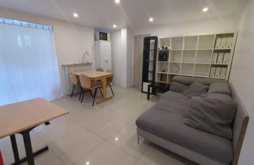 Champeval House | House 1 room, 20 min from Paris by metro, free parking