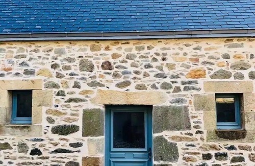 Logonna-Daoulas House | House 180 m2 sea view, direct access to coastal path, swimming