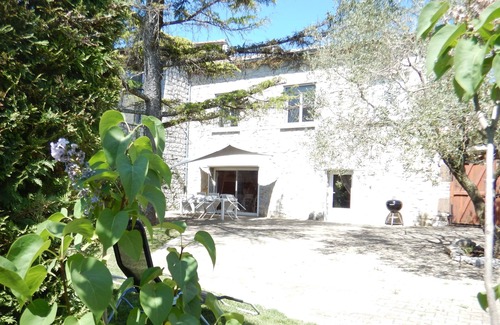 Lagorce Cottage | house 2- 6 people on the farm, calm, comfort