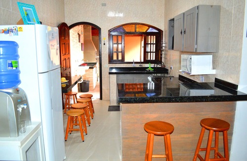 Balneario Florida House | House, 5 Bedrooms, Wi-Fi, 700 meters from the Beach, Swimming Pool, Barbecue, Smart TV.