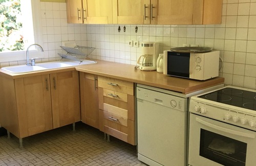 Naujac-Sur-Mer House | HOUSE 5 PEOPLE IN THE PINS, LARGE GARDEN, 5 MIN FROM THE SEA AND LAKE