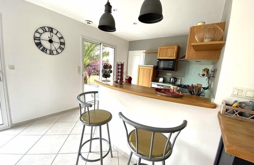 Le Fort Bloque House | House 5 rooms for 6 to 7 pax near the beach - Wifi