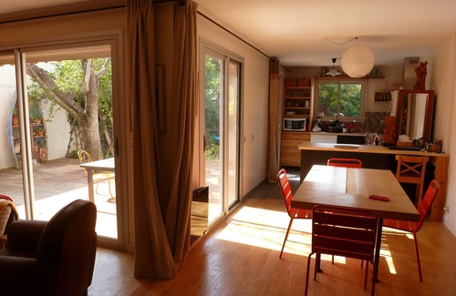 Sete House | House 6 pers, air conditioning, 130m2, 4 bedrooms, nice shady garden, quiet area