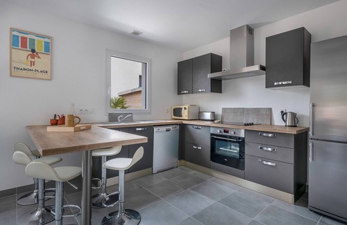 Saint-Michel-Chef-Chef Ski Chalet | House by the sea - 15m from the beach
