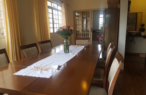 Regiao Urbana Homogenea I House | House by the Dam with Club Access